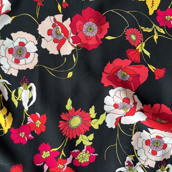 Aritzia Wilfred Cambrai Blouse.  Size XXS - Picture 3 of 3